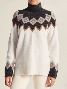 Abercrombie and Fitch Sweater